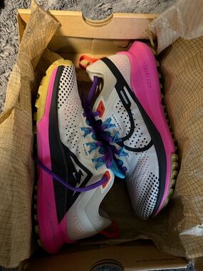 Nike Women’s React Pegasus Trail 4 Running Shoes - White/Pink